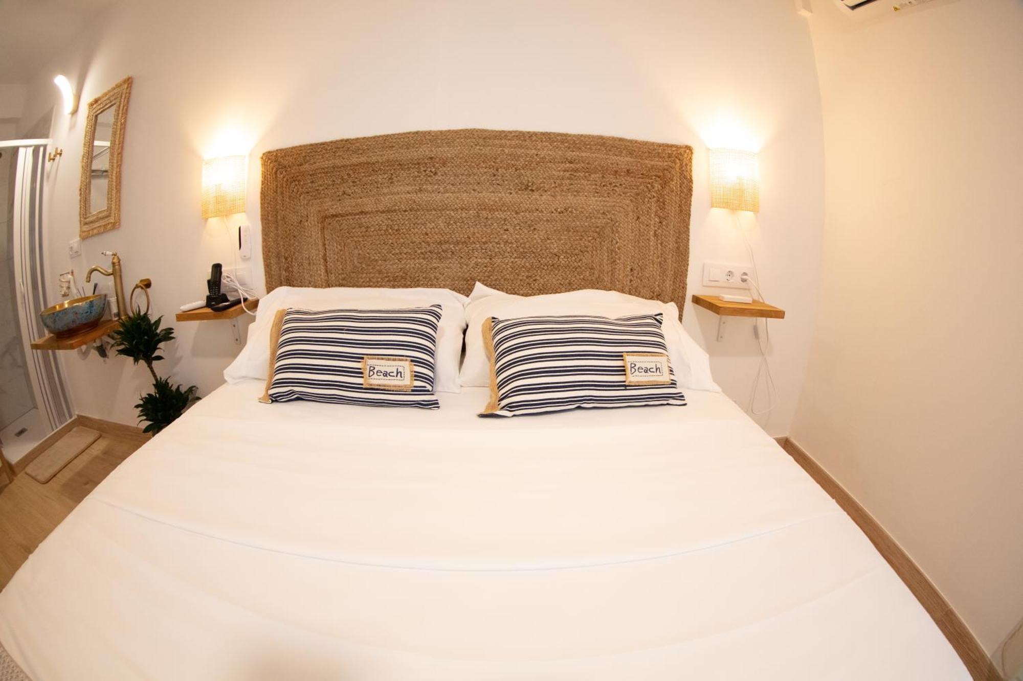 Hostal Playa Dreams Nautico Adults Garrucha Esterno foto